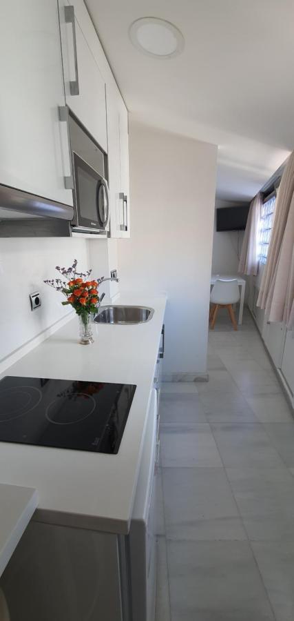 Apartamentos Torre De La Mezquita Кордоба Екстериор снимка